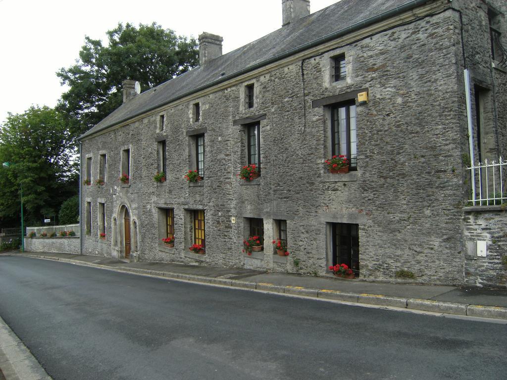 Le Relais Du Mont Chauve Bed & Breakfast Caumont-Sur-Aure Dış mekan fotoğraf