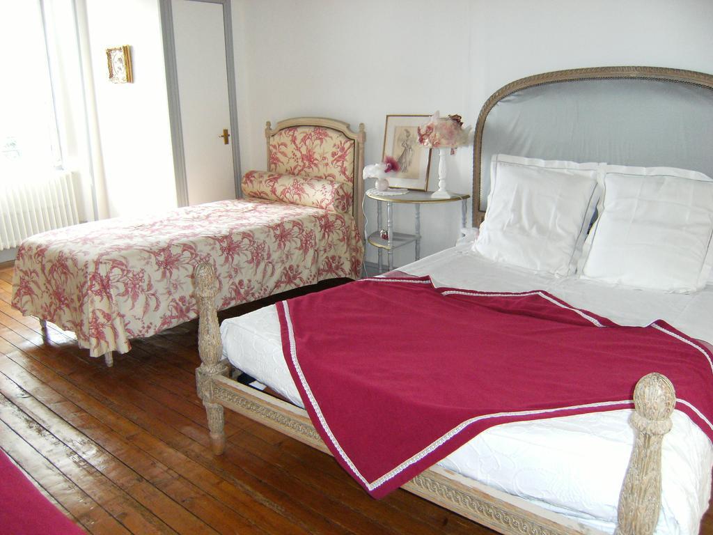 Le Relais Du Mont Chauve Bed & Breakfast Caumont-Sur-Aure Oda fotoğraf