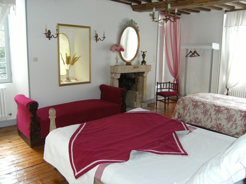 Le Relais Du Mont Chauve Bed & Breakfast Caumont-Sur-Aure Oda fotoğraf