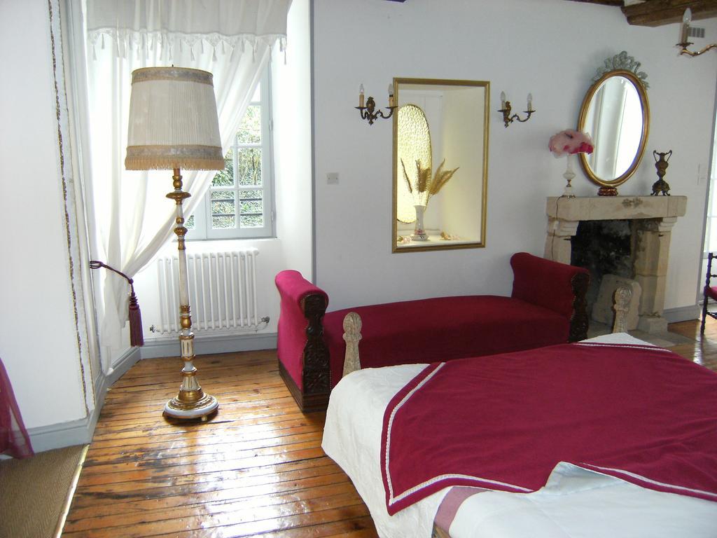 Le Relais Du Mont Chauve Bed & Breakfast Caumont-Sur-Aure Oda fotoğraf