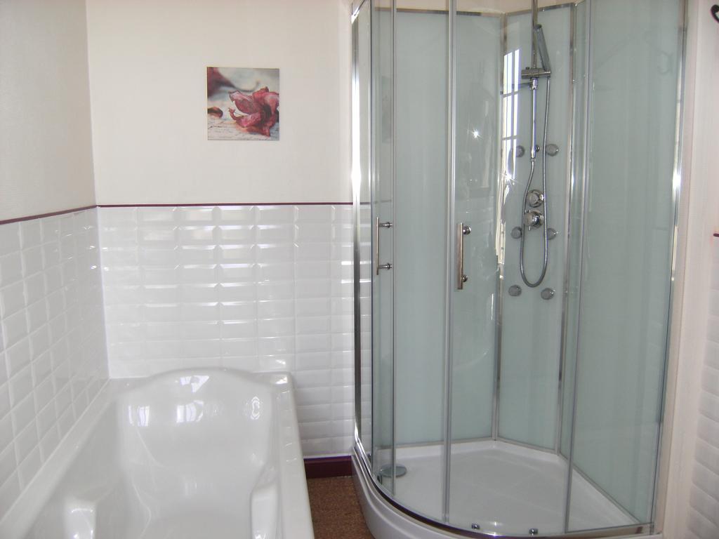 Le Relais Du Mont Chauve Bed & Breakfast Caumont-Sur-Aure Oda fotoğraf