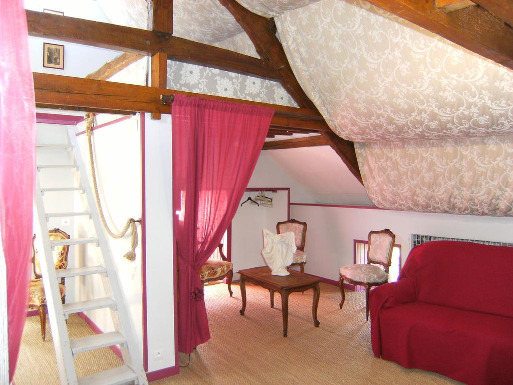 Le Relais Du Mont Chauve Bed & Breakfast Caumont-Sur-Aure Dış mekan fotoğraf