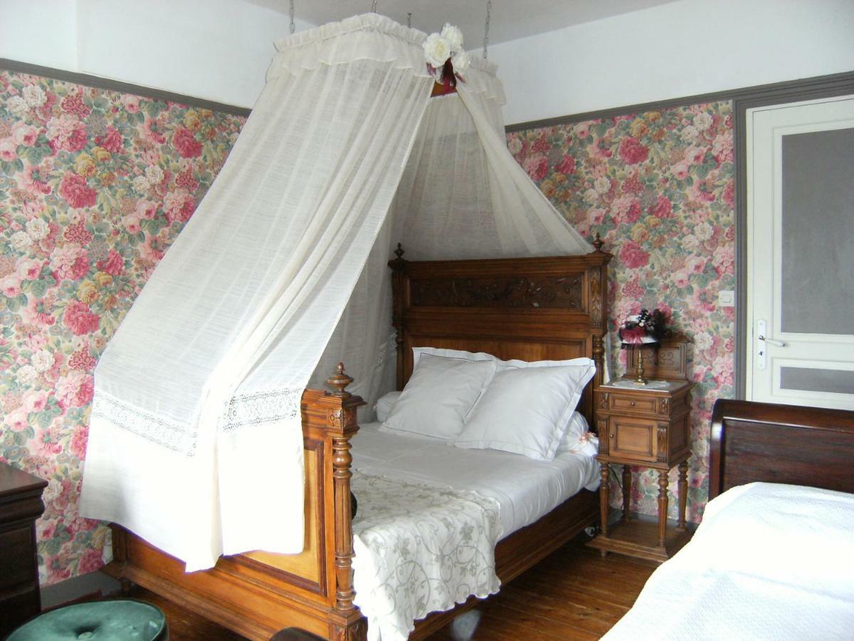 Le Relais Du Mont Chauve Bed & Breakfast Caumont-Sur-Aure Oda fotoğraf